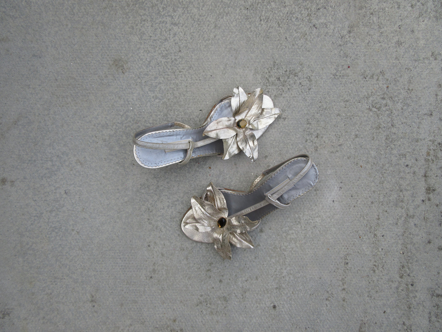 Pedro Miralles Flower Sandal Kitten Heels
