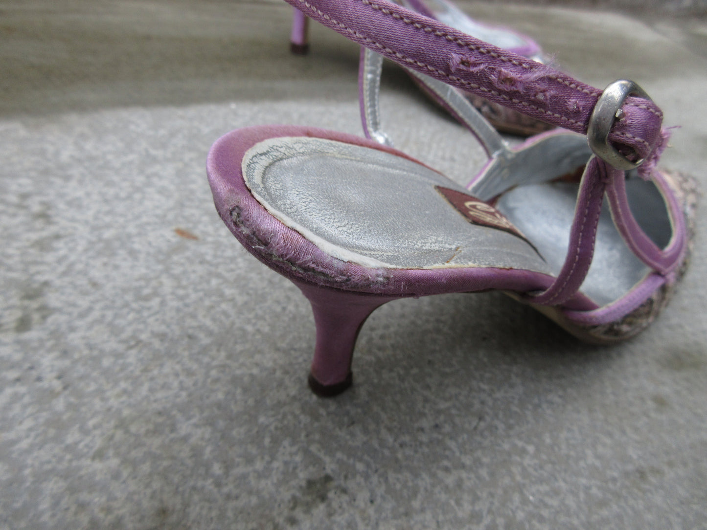 Suyri Sequin Pointed Slingback Heels