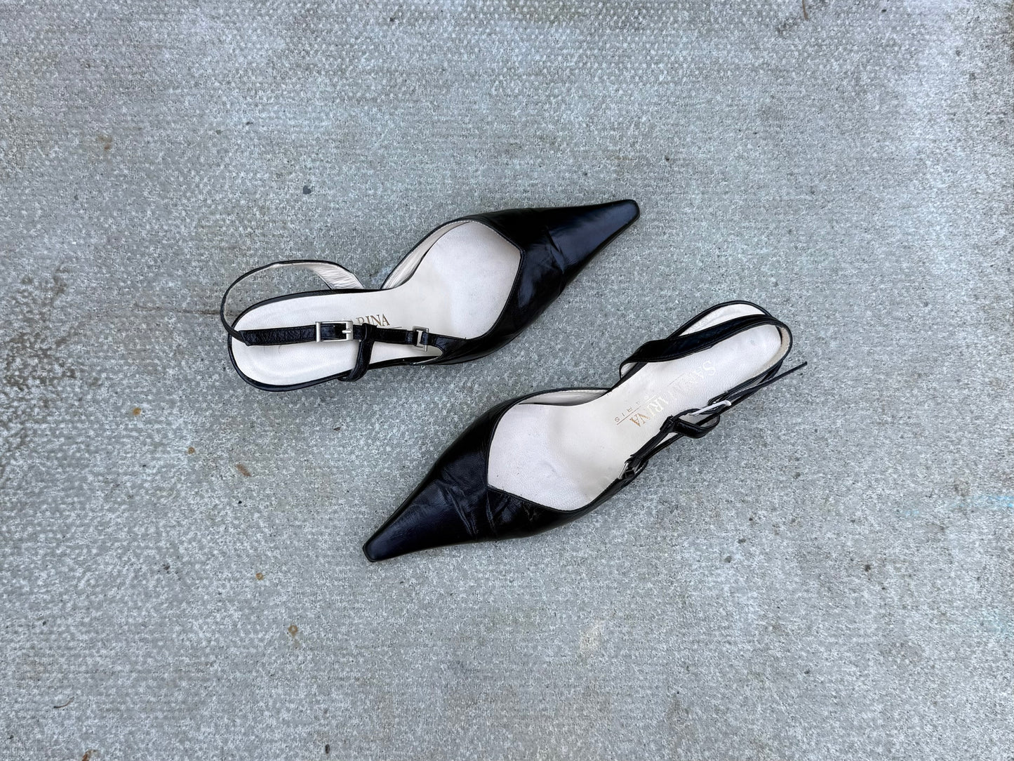 San Marina Black Pointed Slingback Heels