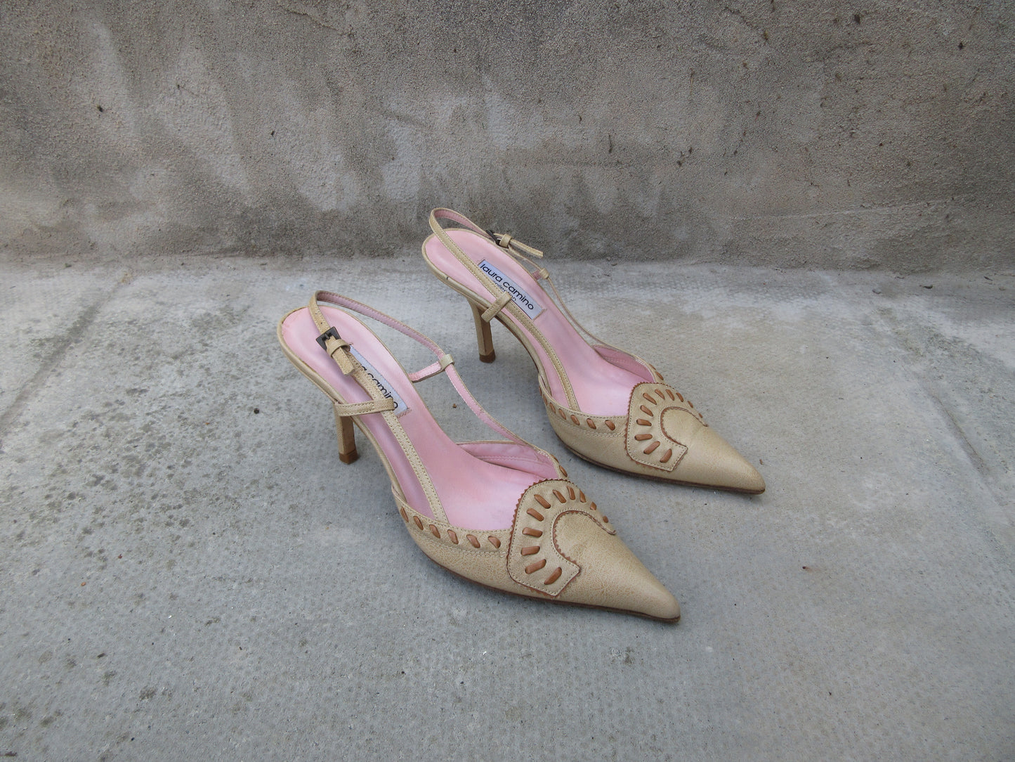 Laura Camino Slingback Heels