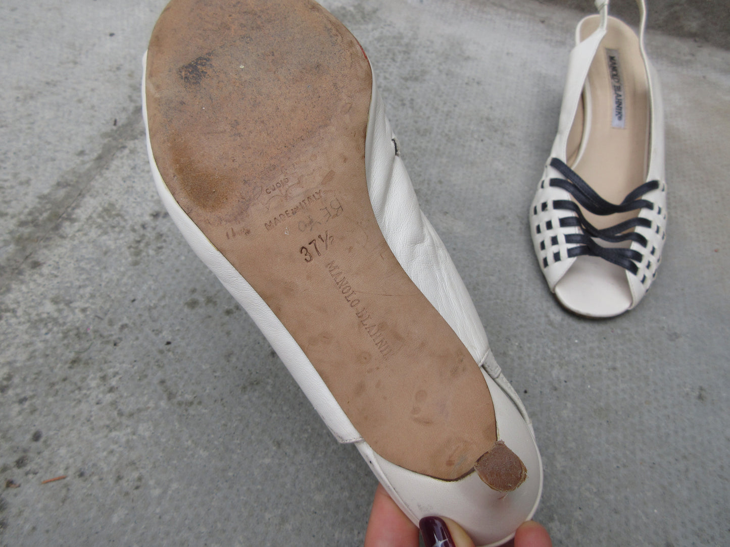 Manolo Blahnik Eggshell Slingback Heels