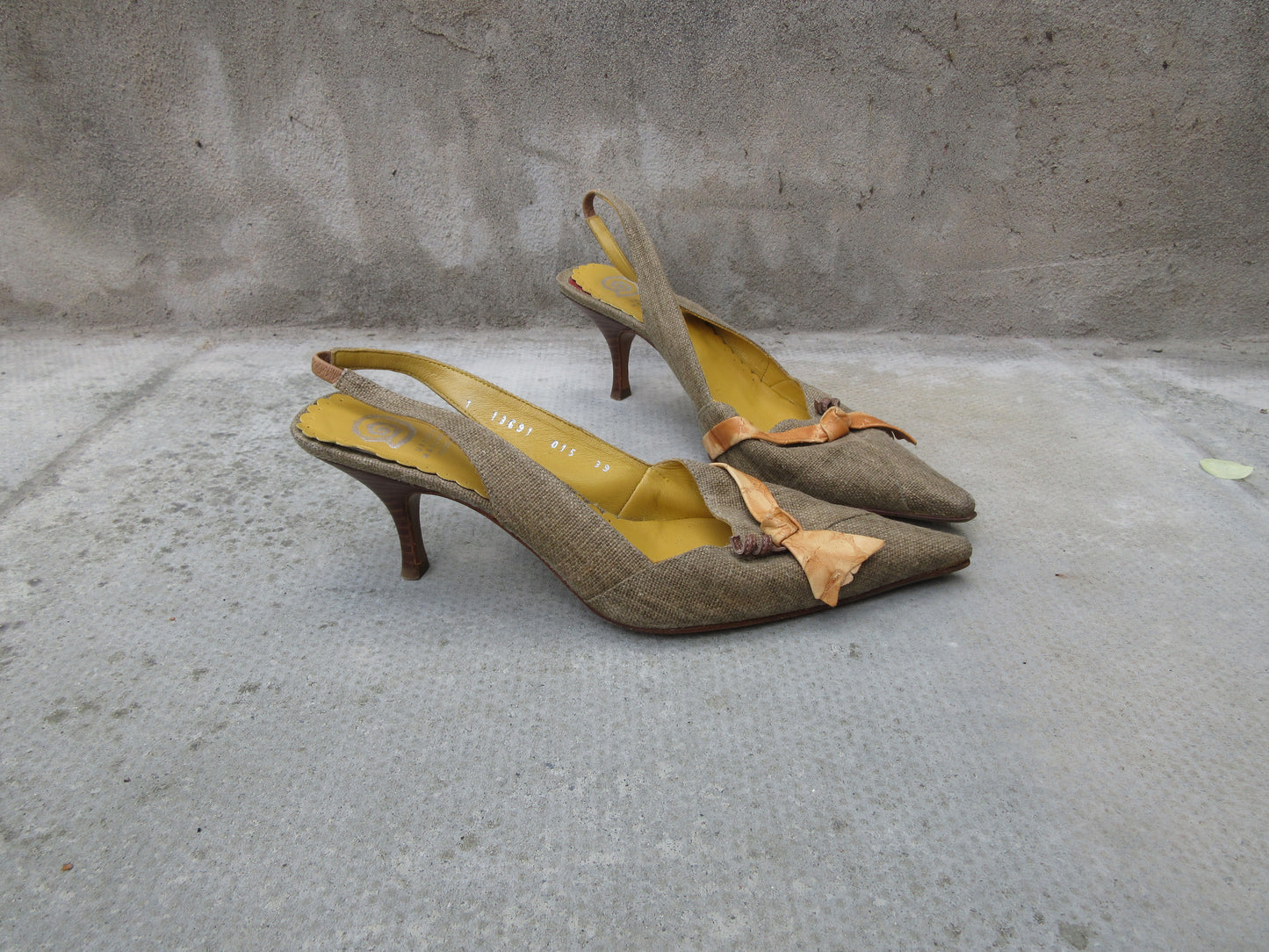 Vintage Grey Khaki Slingback Heels