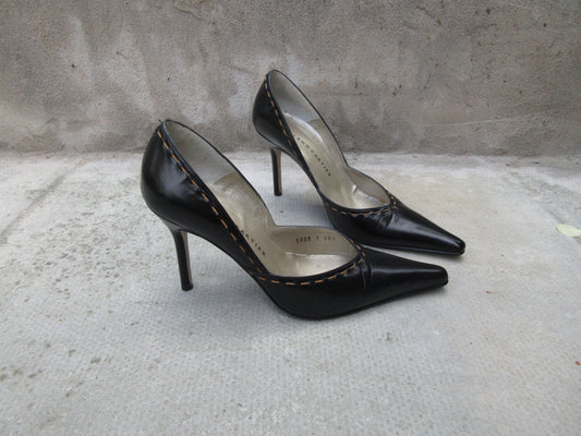 Roland Cartier Pointed Toe Heels