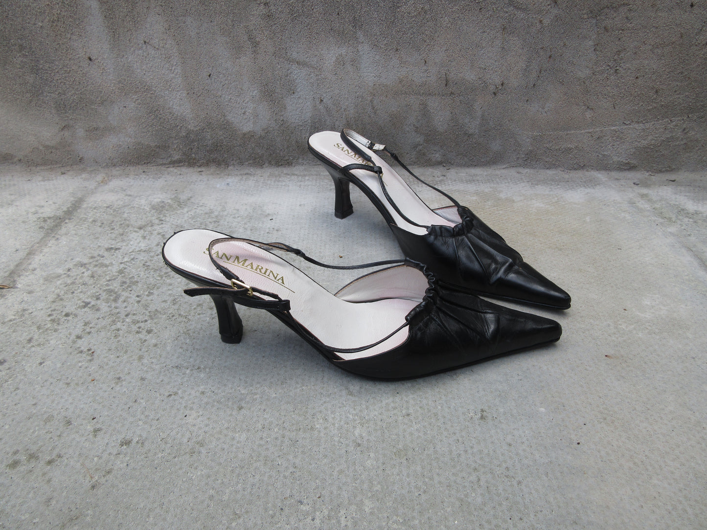 Vintage Black Leather San Marina Slingback Kitten Heels