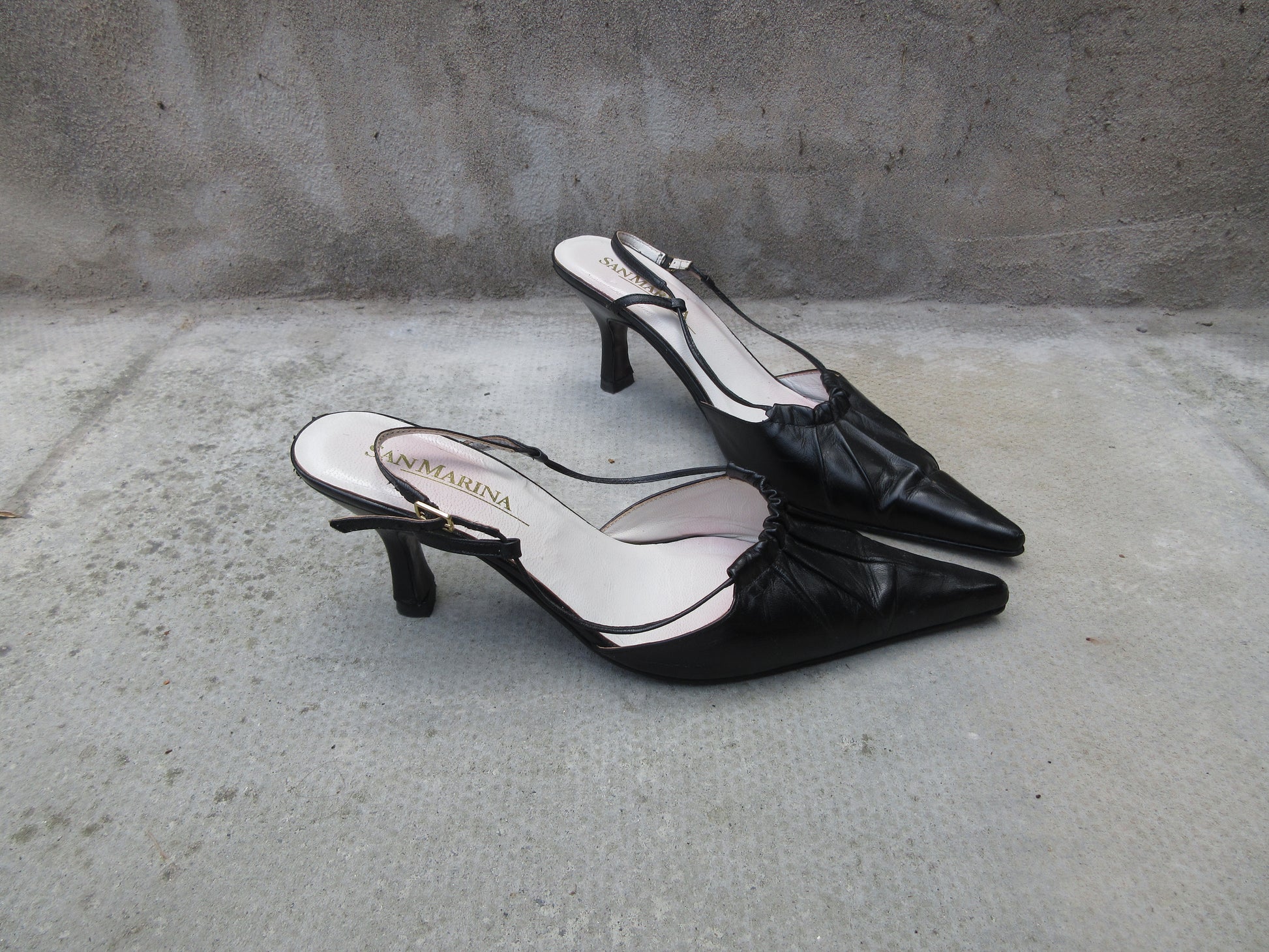 Vintage Black Leather San Marina Slingback Kitten Heels